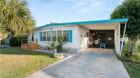 1737 E Robin Ave, Sebring, FL 33870 photo 1