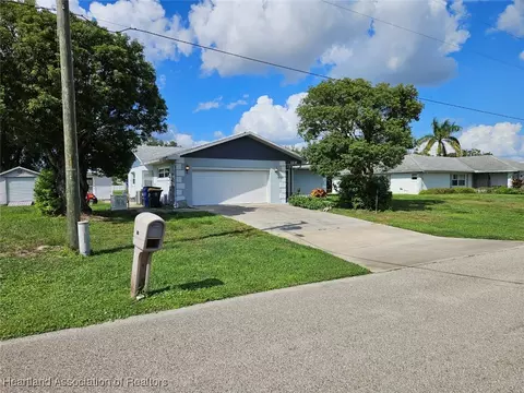 126 Citrus Rd NE, Lake Placid, FL 33852