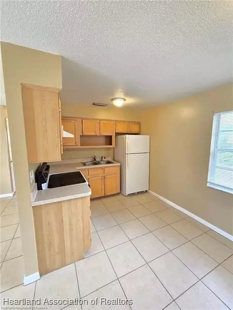 Kitchen - 1012 Triumph Dr, Sebring, FL 33872 photo 1 of 3
