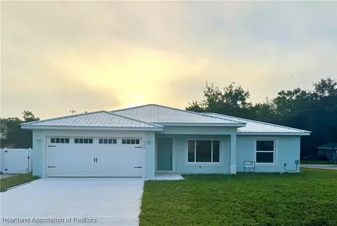 4324 Westminster Rd, Sebring, FL 33875 photo 2