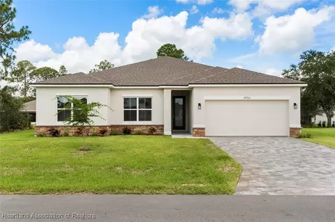 5336 Columbus Blvd, Sebring, FL 33872