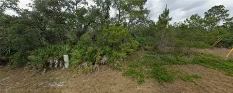 5913 Virtudes St, Sebring, FL 33872 photo 1
