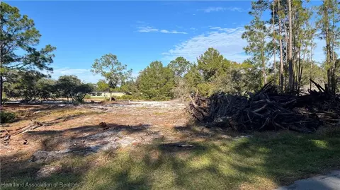 1028 Mimosa St, Lake Placid, FL 33852