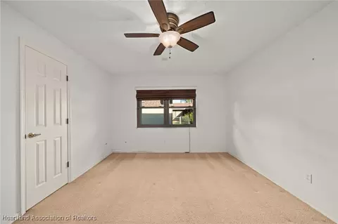 Bedroom - 3806 Duffer Rd, Sebring, FL 33872 photo 6 of 9