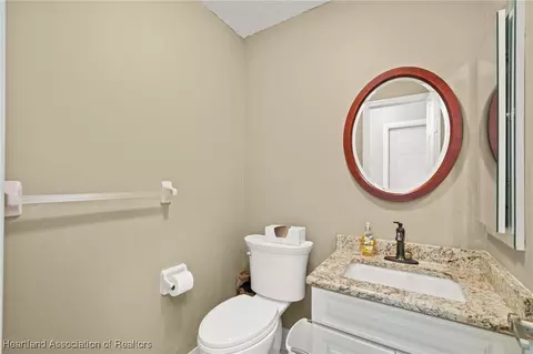 Bath - 3806 Duffer Rd, Sebring, FL 33872 photo 1 of 5