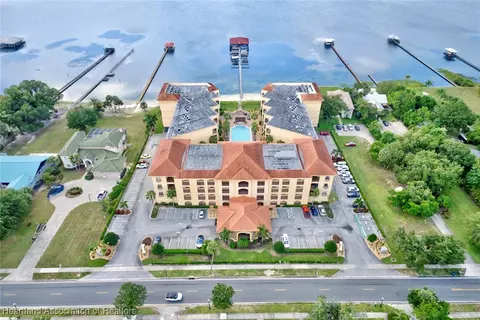 2351 Lakeview Drive 301, Sebring, FL 33870