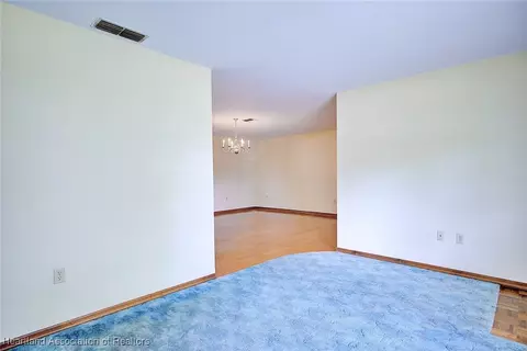 Living - 239 Jay Ave, Sebring, FL 33870 photo 3 of 9