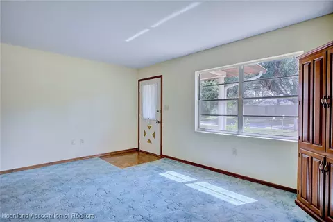Living - 239 Jay Ave, Sebring, FL 33870 photo 2 of 9