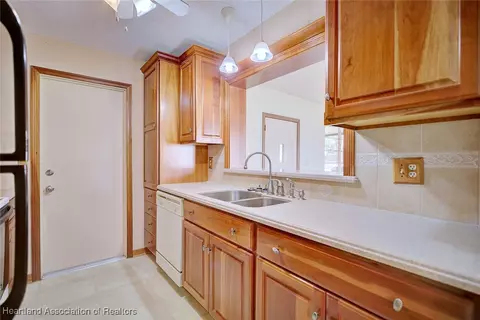 Kitchen - 239 Jay Ave, Sebring, FL 33870 photo 1 of 4