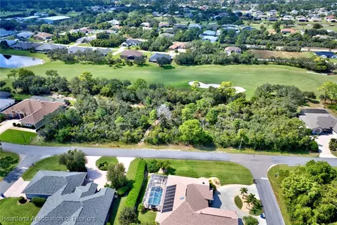 4719 Mendavia Dr, Sebring, FL 33872 photo 3