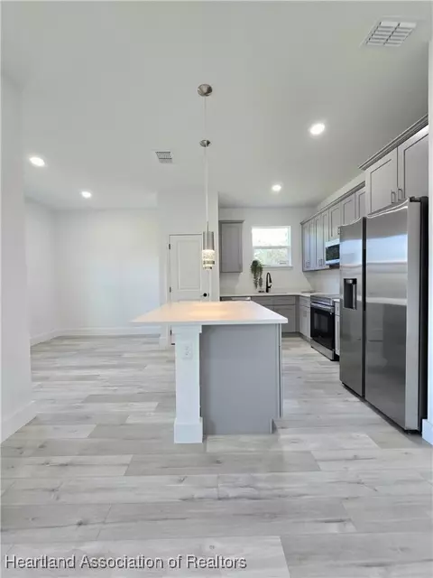 Kitchen - 5833 Longbow Dr, Sebring, FL 33876 photo 1 of 5