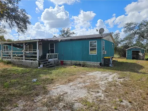 34 Recreation Dr, Venus, FL 33960