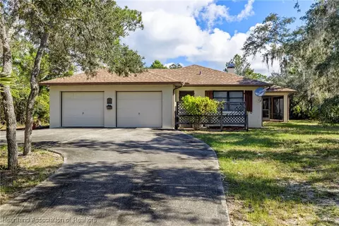 3136 Jerome Ave, Lake Placid, FL 33852