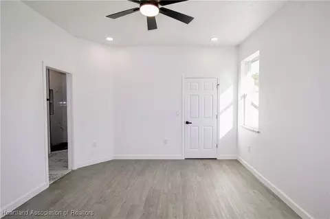 Bedroom - 1807 Azalea Ter, Sebring, FL 33875 photo 3 of 8