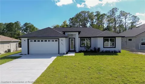1807 Azalea Ter, Sebring, FL 33875