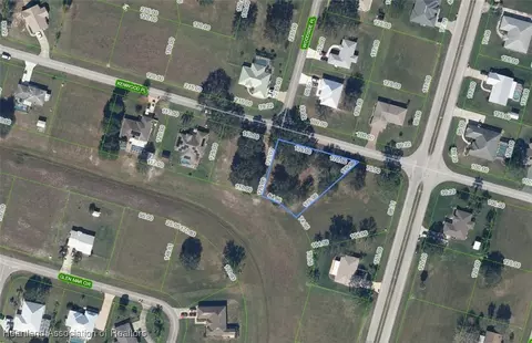 6824 Kenwood Pl, Sebring, FL 33876