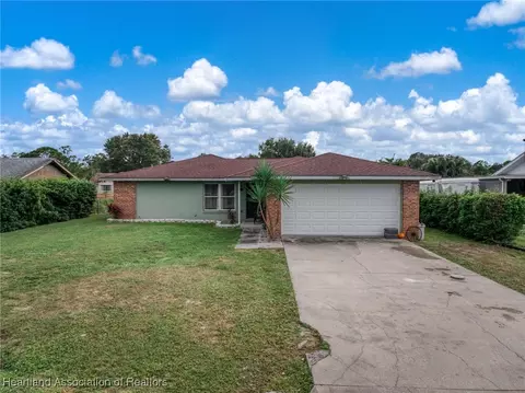 1925 Elf Dr, Sebring, FL 33875