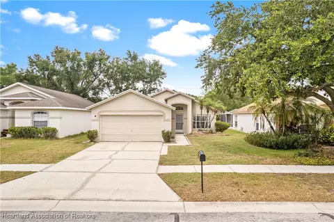 1654 Portsmouth Lake Dr, Brandon, FL 33511