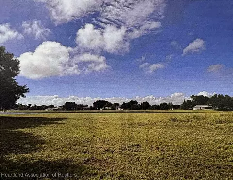 500 Castile Ct, Sebring, FL 33876
