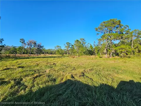 900 Plantation Dr, Sebring, FL 33876 photo 6