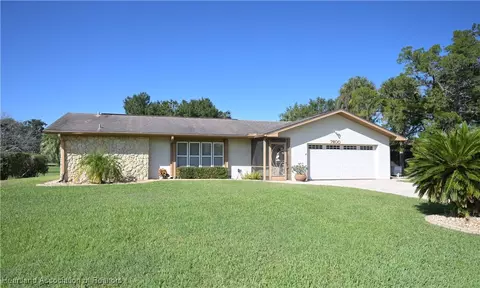 7600 Honeysuckle Dr, Sebring, FL 33876