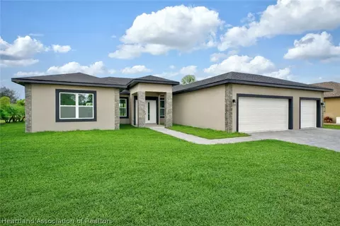 4900 Myrtle Beach Dr, Sebring, FL 33872