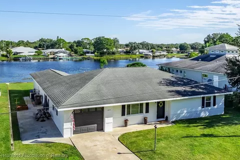 3059 Waterway Dr, Lake Placid, FL 33852