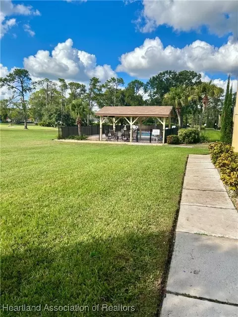 Exterior - 3841 Edgewater Dr, Sebring, FL 33872 photo 4 of 6
