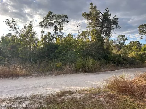 400 Wayside Ave, Sebring, FL 33872 photo 2