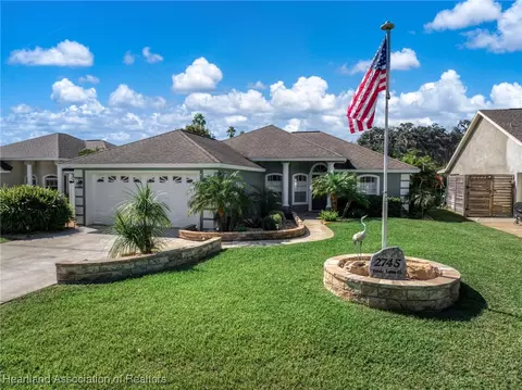 2745 Sandy Loam Ct, Sebring, FL 33875
