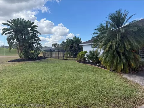 Exterior - 5000 Strafford Oaks Dr, Sebring, FL 33875 photo 6 of 6