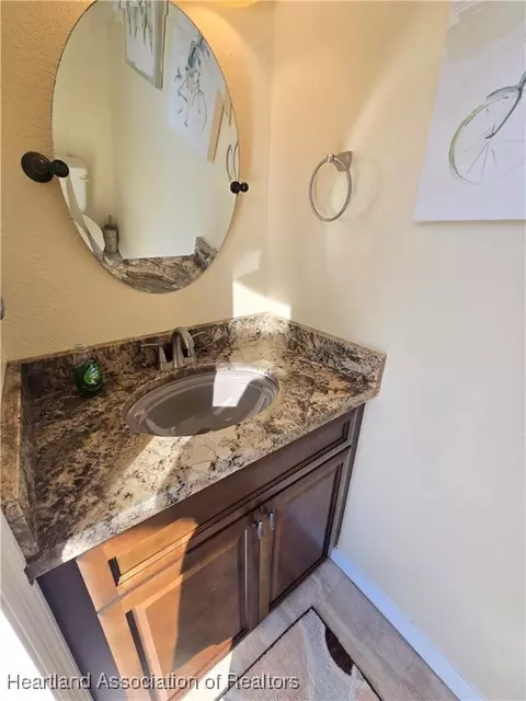 Bath - 2816 Monza Dr, Sebring, FL 33872 photo 1 of 1