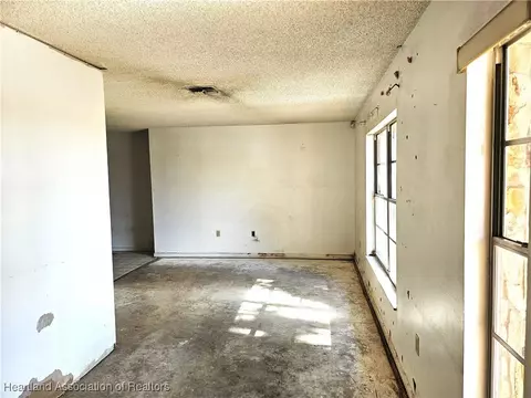 Living - 115 Tortoise Rd, Sebring, FL 33876 photo 1 of 5