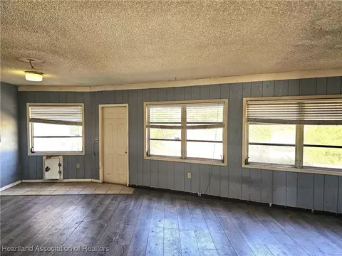 Living - 115 Tortoise Rd, Sebring, FL 33876 photo 5 of 5