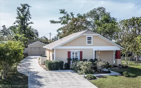 212 E Phoenix St, Lake Placid, FL 33852