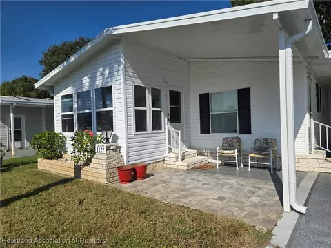 1122 Caine St, Sebring, FL 33872