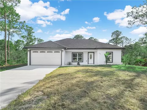 1225 Viburnum Dr, Sebring, FL 33875