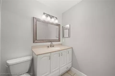 Bath - 4107 Ramiro St, Sebring, FL 33870 photo 4 of 4