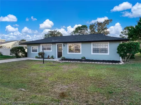 Exterior - 4107 Ramiro St, Sebring, FL 33870 photo 9 of 9