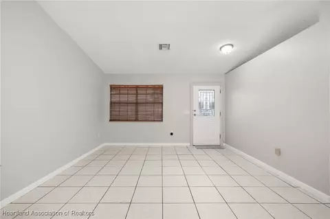 Living - 4107 Ramiro St, Sebring, FL 33870 photo 2 of 4