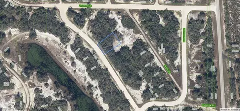247 Lakeland Dr, Lake Placid, FL 33852