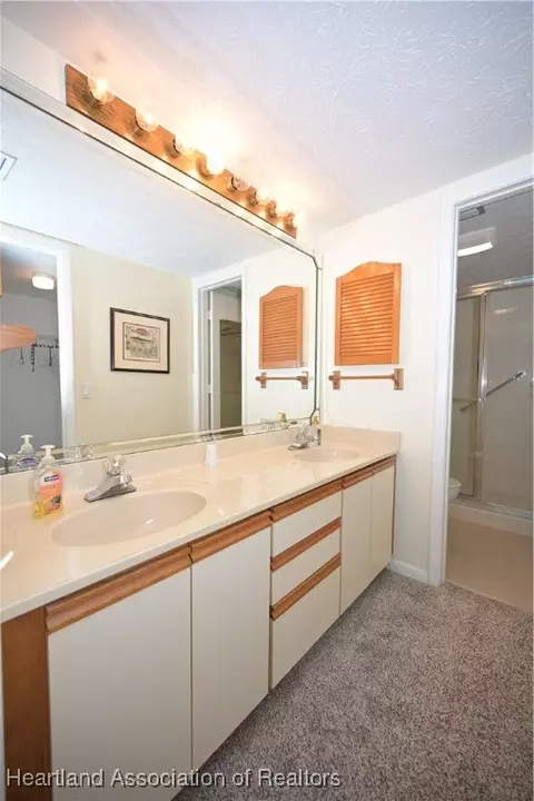 Bath - 4941 Casablanca Circle I1, Sebring, FL 33870 photo 1 of 5