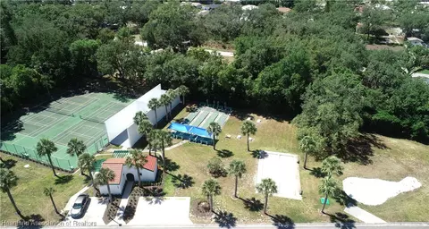 View/Area - 4941 Casablanca Circle I1, Sebring, FL 33870 photo 6 of 13