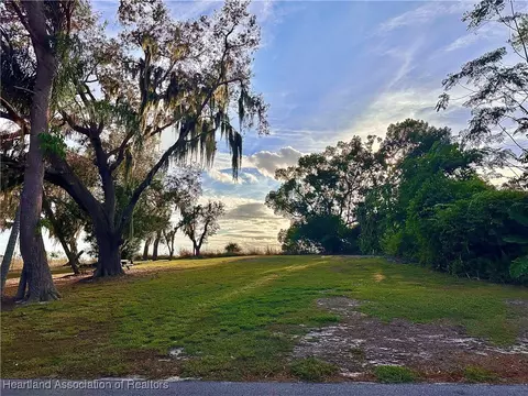 100 Lake Byrd Blvd, Avon Park, FL 33825
