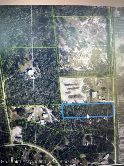 520 Citrus Trl, Lake Placid, FL 33852