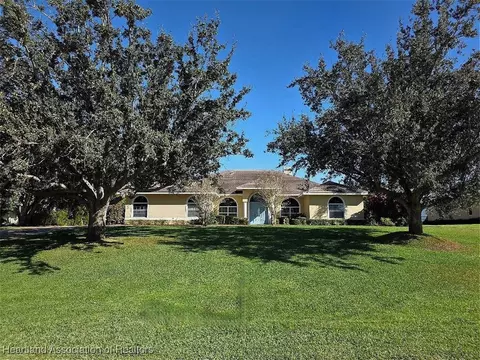 603 Sunset Pointe Dr, Lake Placid, FL 33852