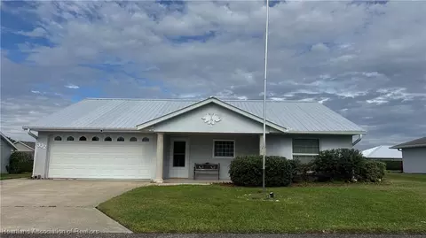 332 Peabody Cir, Avon Park, FL 33825