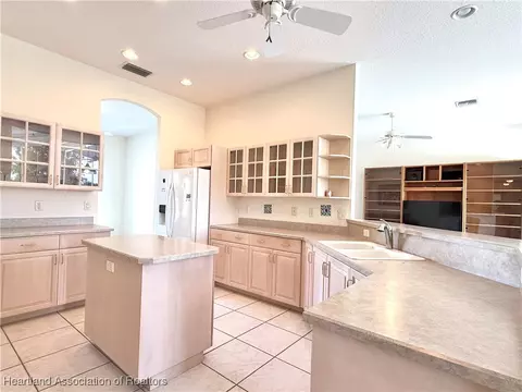5614 Angelo Cir, Sebring, FL 33872 photo 7