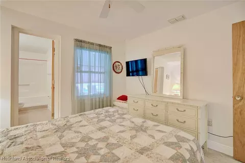 Bedroom - 1815 Key Lake Dr, Sebring, FL 33875 photo 5 of 7