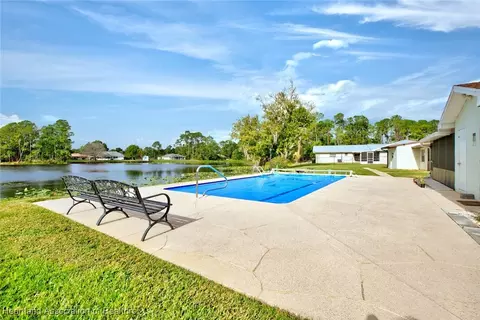 Exterior - 1815 Key Lake Dr, Sebring, FL 33875 photo 6 of 6